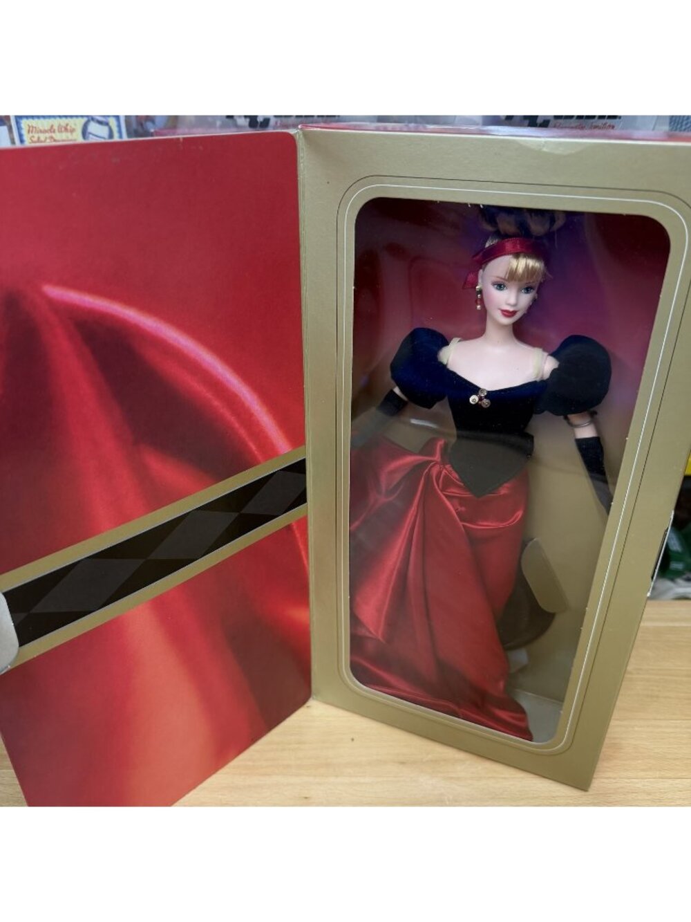 Mattel Winter Splendor Barbie Fashion Doll Red Plastic Avon #19358 NIB